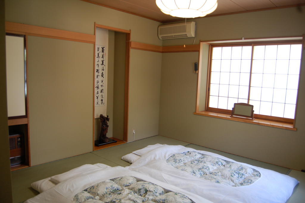 Onsen Pension Hanasakiyama Мінакамі Екстер'єр фото
