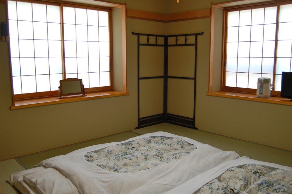 Onsen Pension Hanasakiyama Мінакамі Екстер'єр фото